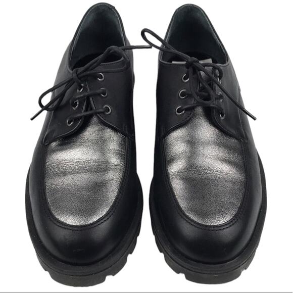Azaleia Lace Up Lug Sole Oxfords Black Silver Metallic Made in Brazil Size 7 - Picture 1 of 9